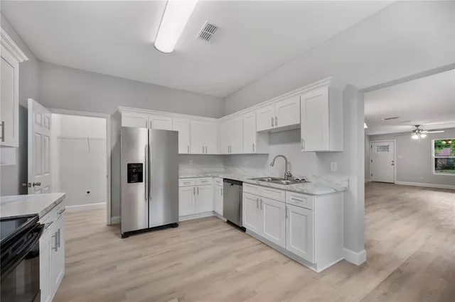 $289,950 | 4885 Cherry Drive, Mulberry, FL 33860