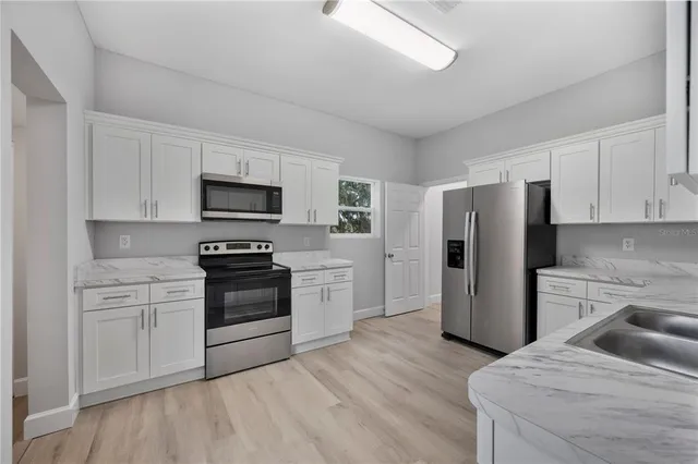 $289,950 | 4885 Cherry Drive, Mulberry, FL 33860