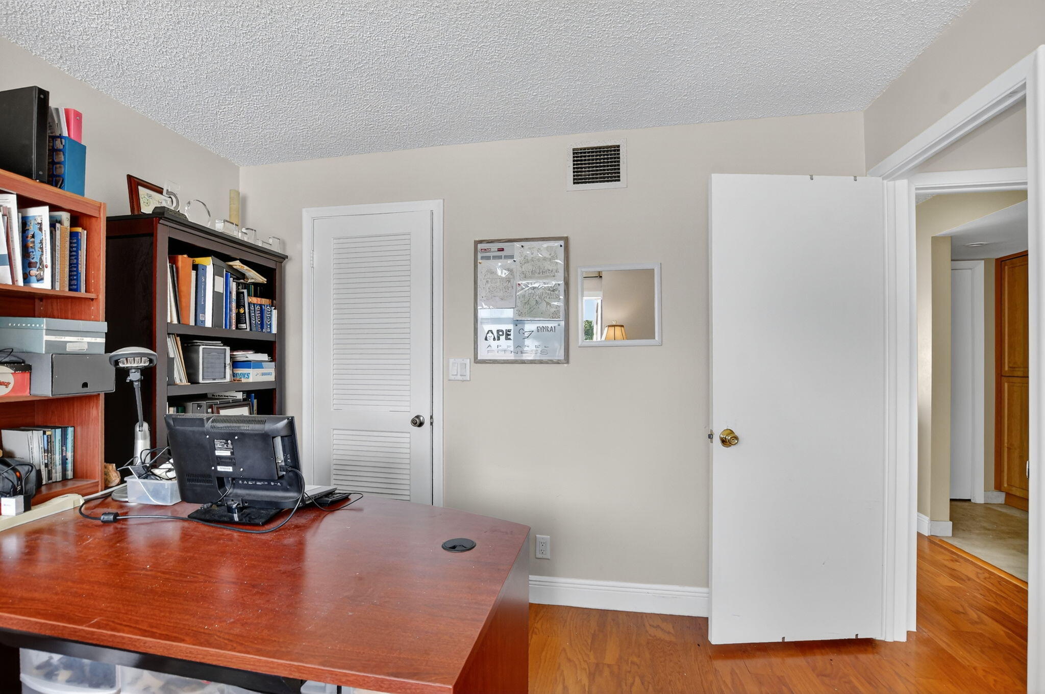 1004 Bridgewood Place Boca Raton, FL 33434 - Photo 19 of 53 21-web-or-mls-023_DSC_0939