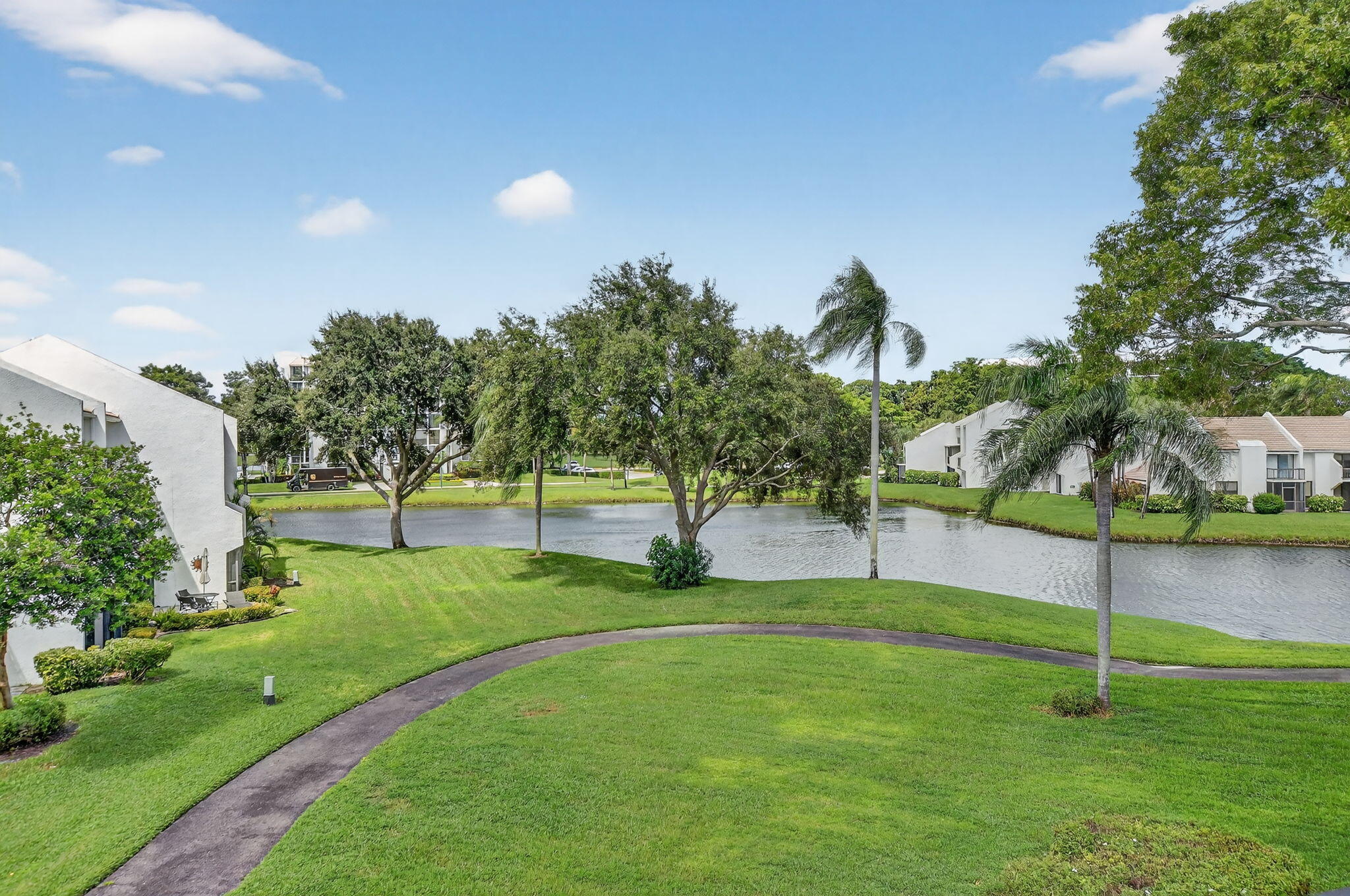 1004 Bridgewood Place Boca Raton, FL 33434 - Photo 23 of 53 25-web-or-mls-027_DSC_0957