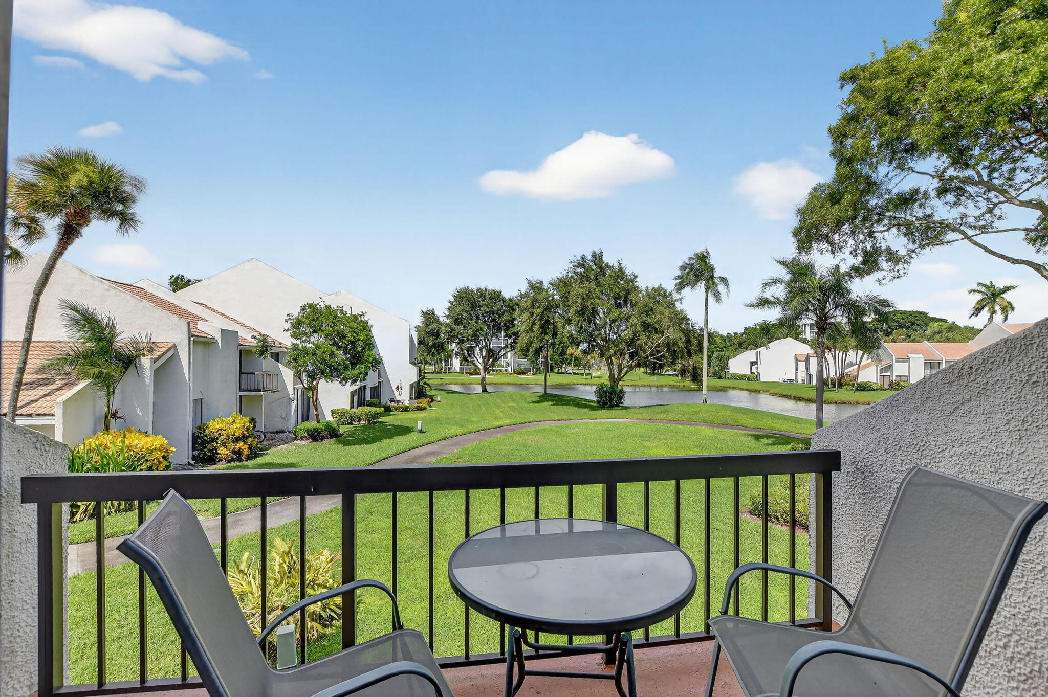 1004 Bridgewood Place Boca Raton, FL 33434 - Photo 5 of 53 9-web-or-mls-010_DSC_0875