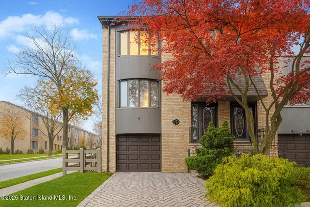 $850,000 | 79 Claradon Lane | Grasmere