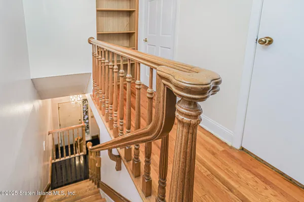 a view of entryway with a front door