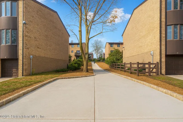 $850,000 | 79 Claradon Lane | Grasmere