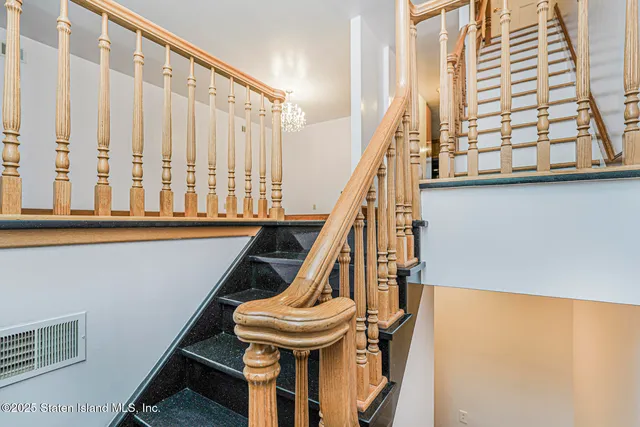 $850,000 | 79 Claradon Lane | Grasmere