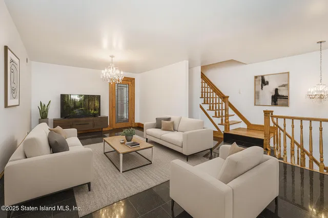 $850,000 | 79 Claradon Lane | Grasmere