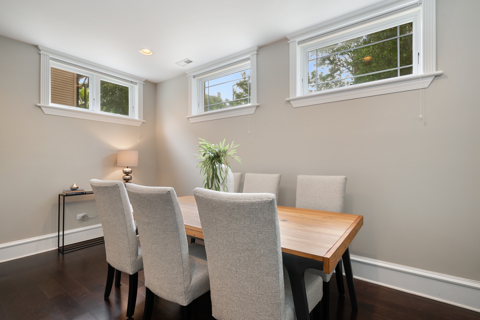 1503 North Mohawk Street, Unit 1E Chicago, IL 60610 - Photo 10 of 25 a view of a dining room with furniture window and wooden floor