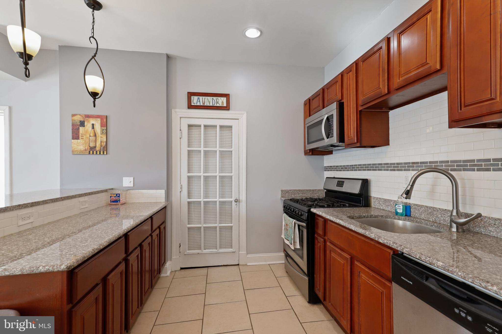 820 North Woodington Road Baltimore, MD 21229 - Photo 18 of 48