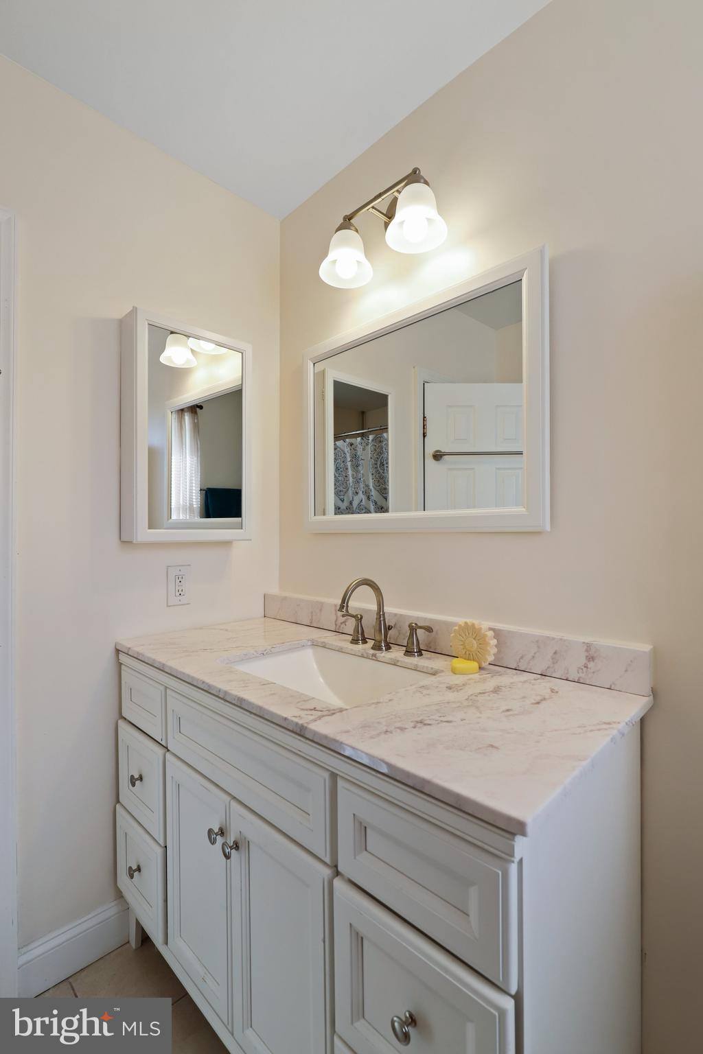 820 North Woodington Road Baltimore, MD 21229 - Photo 26 of 48