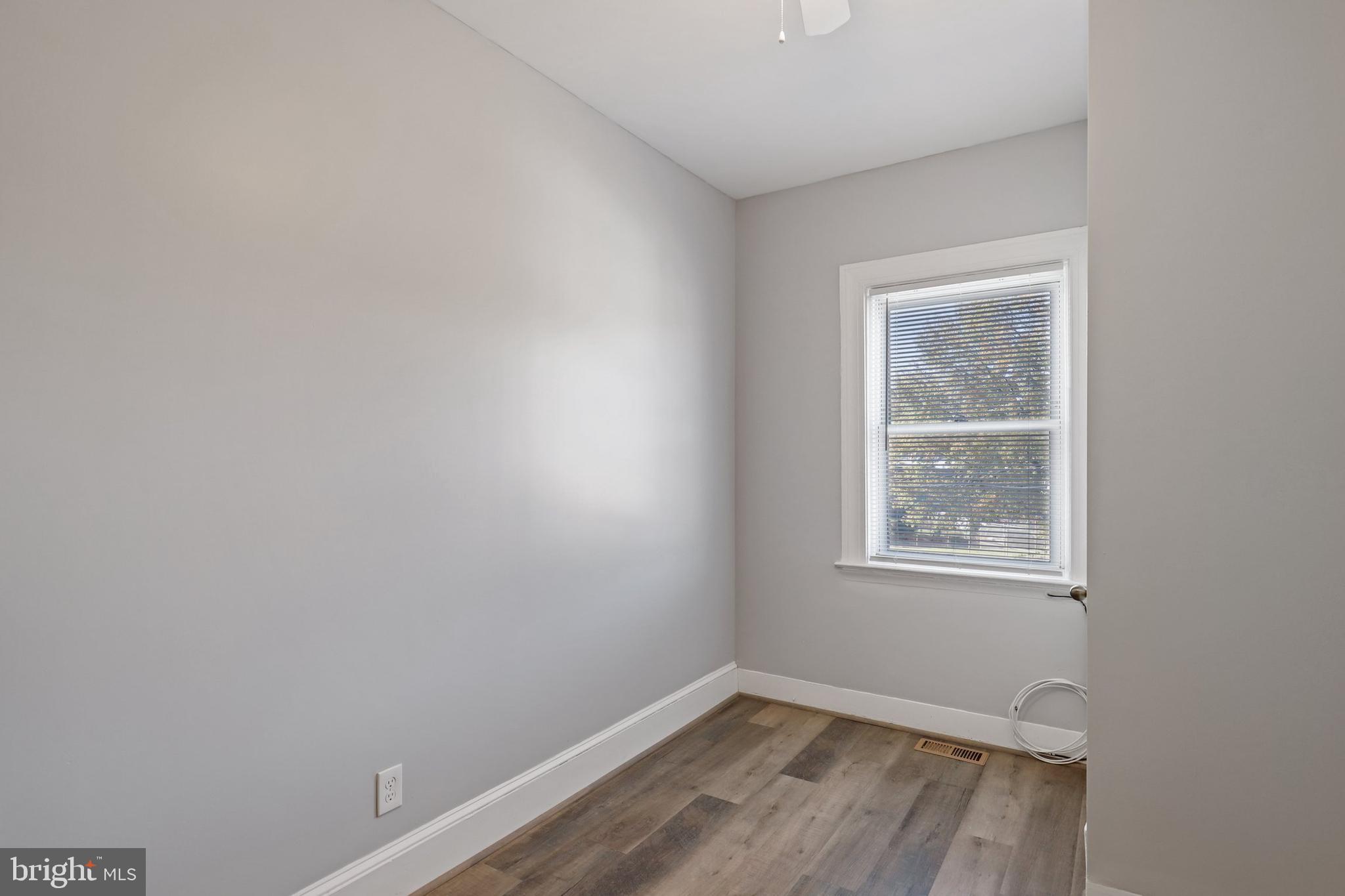 820 North Woodington Road Baltimore, MD 21229 - Photo 31 of 48