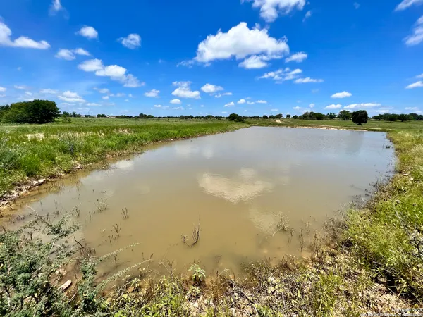 $9,900,000 | 1543 Cr 215, Bertram, TX 78605