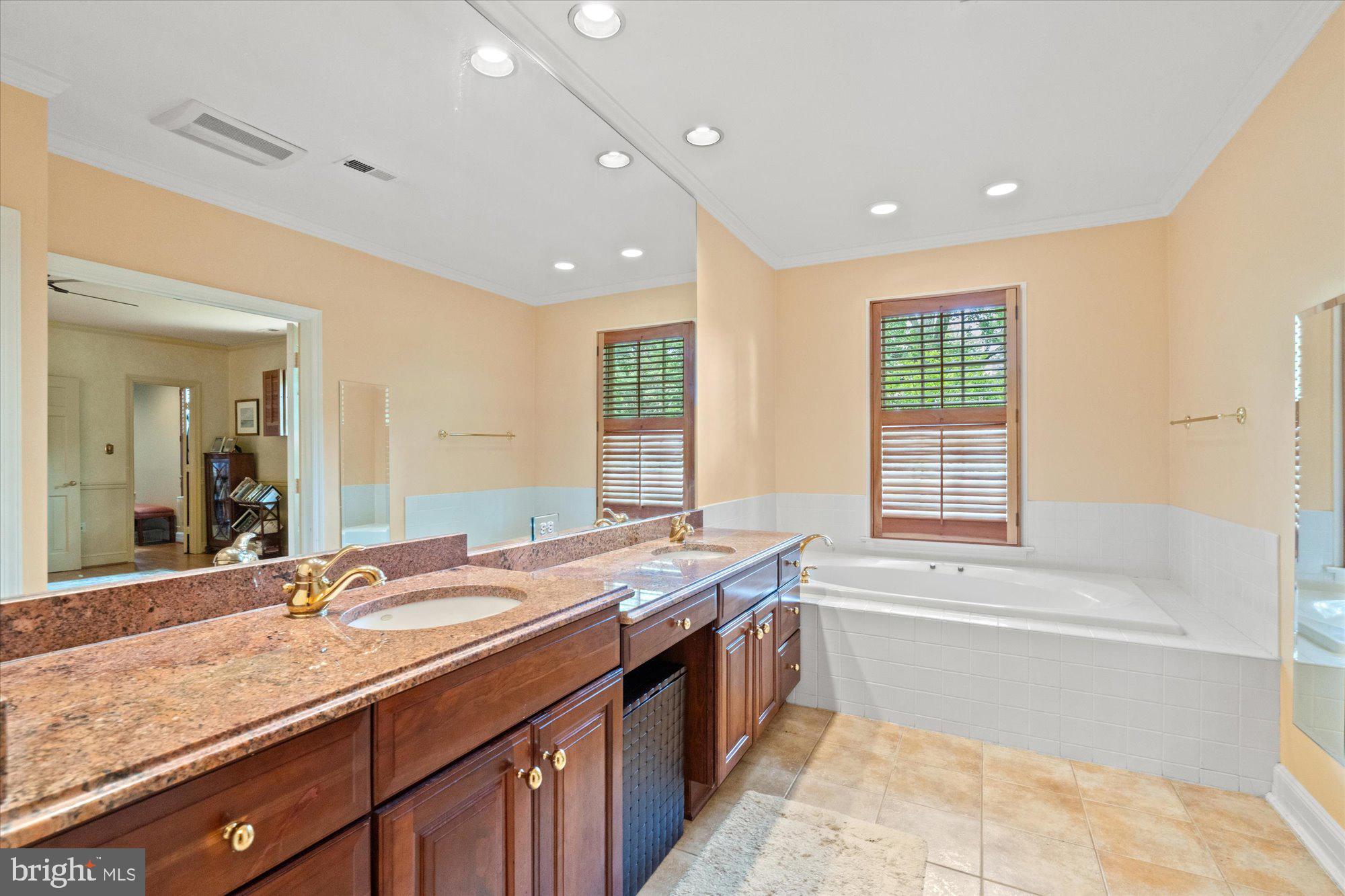 1033 Swinks Mill Road McLean, VA 22102 - Photo 28 of 47