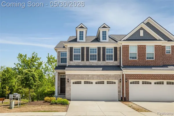 $579,900 | 43583 Chancellor Lane, Novi, MI 48375
