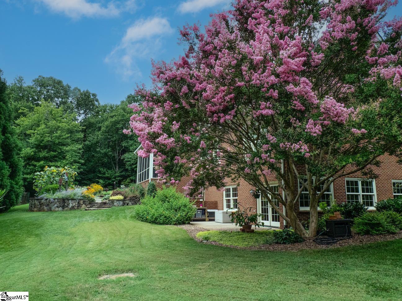 63 Chestnut Ridge Road Greenville, SC 29609 - Photo 31 of 36