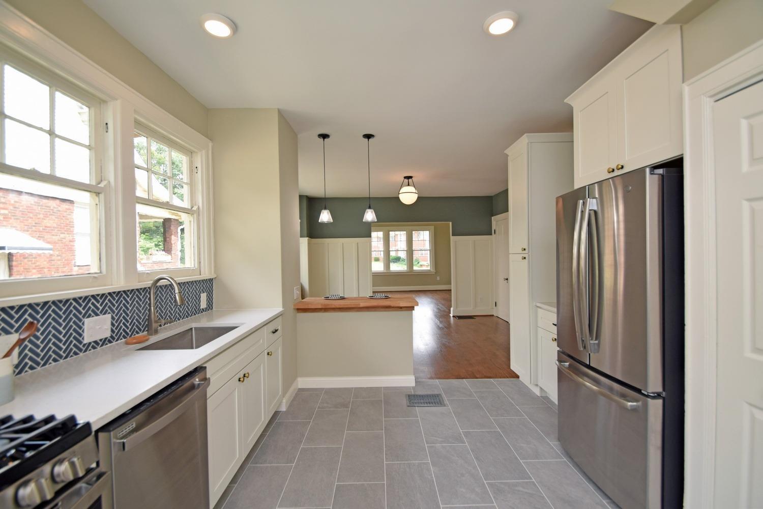 5705 Montgomery Road Cincinnati, OH 45212 - Photo 13 of 29 Gallery Image 13