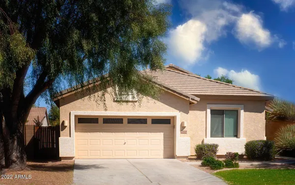 $2,400 | 3124 East Sparrow Place, Chandler, AZ 85286
