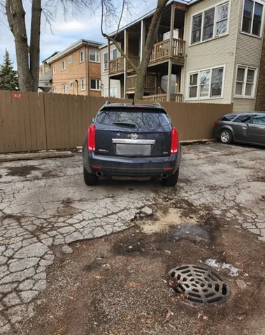 $1,700 | 327 Wisconsin Avenue, Unit 5A, Oak Park, IL 60302