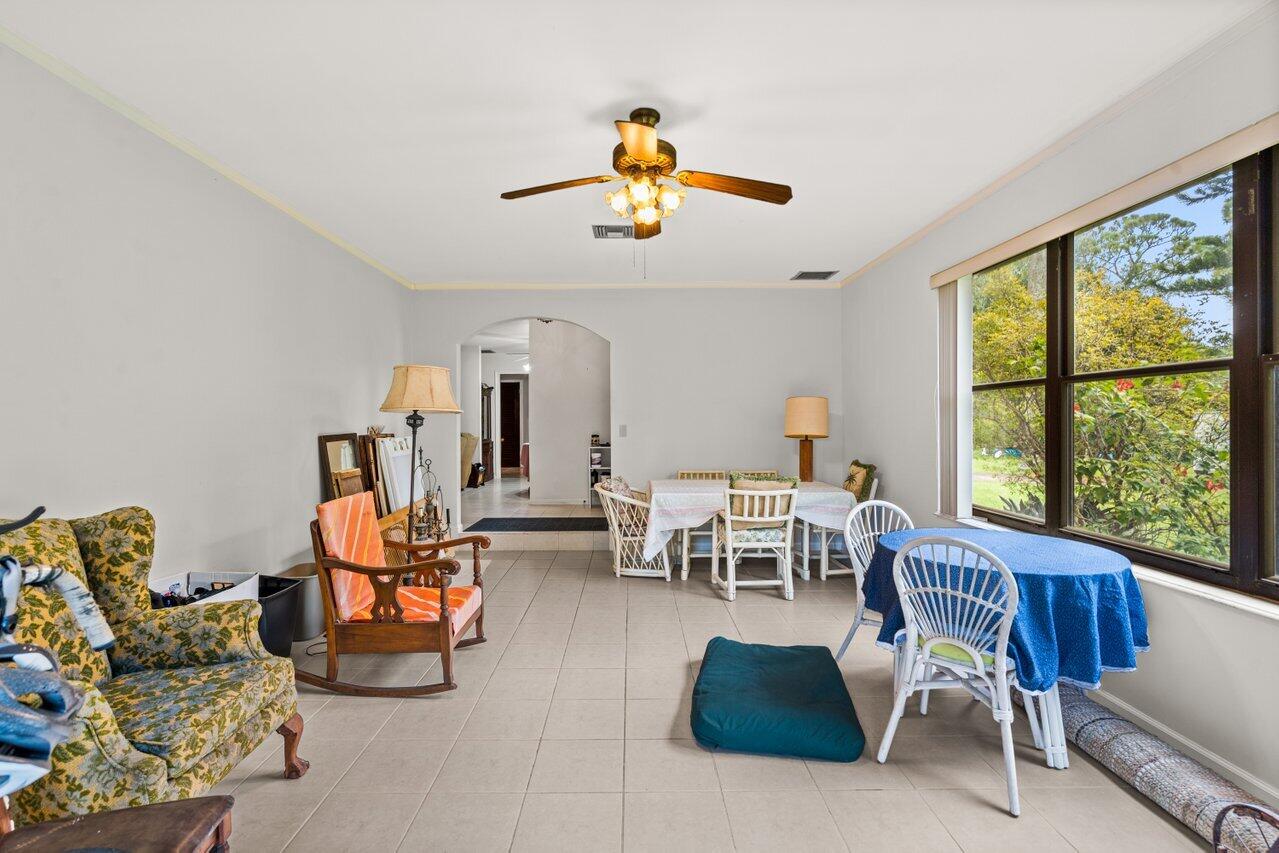 5212 Colbright Road Lake Worth, FL 33467 - Photo 12 of 34 009-5212ColbrightRoad-LakeWorth-FL-33467