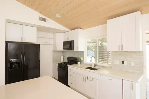 $539,000 | 2715 East San Angelo Road, Palm Springs, CA 92262