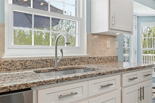 $619,900 | 420 Timberlake Drive, Venetia, PA 15367
