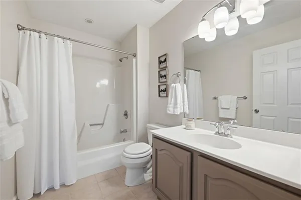 $619,900 | 420 Timberlake Drive, Venetia, PA 15367