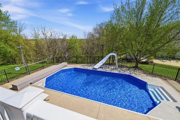 $619,900 | 420 Timberlake Drive, Venetia, PA 15367
