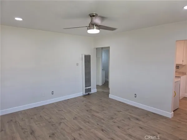 $1,895 | 3400 East 67th Street, Unit 3, Long Beach, CA 90805