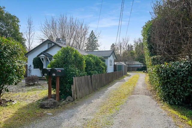 $399,800 | 409 Smile Place, Redding, CA 96001