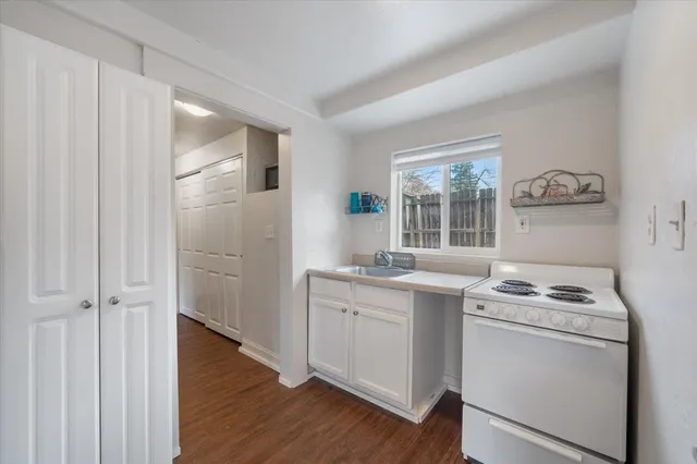 $399,800 | 409 Smile Place, Redding, CA 96001