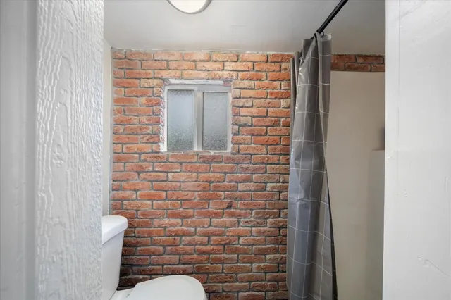 $399,800 | 409 Smile Place, Redding, CA 96001