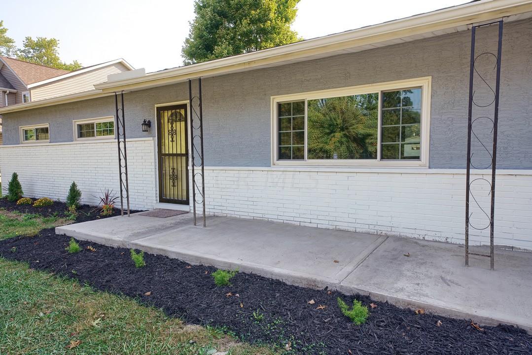 7243 Taylor Road Southwest Reynoldsburg, OH 43068 - Photo 3 of 27 Gallery Image 3