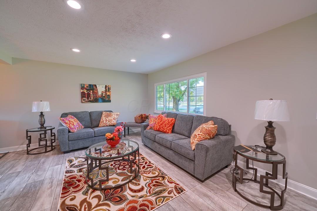 7243 Taylor Road Southwest Reynoldsburg, OH 43068 - Photo 8 of 27 Gallery Image 8