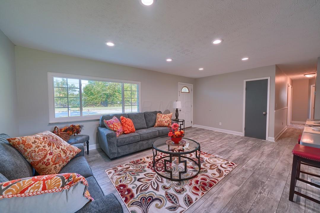 7243 Taylor Road Southwest Reynoldsburg, OH 43068 - Photo 10 of 27 Gallery Image 10