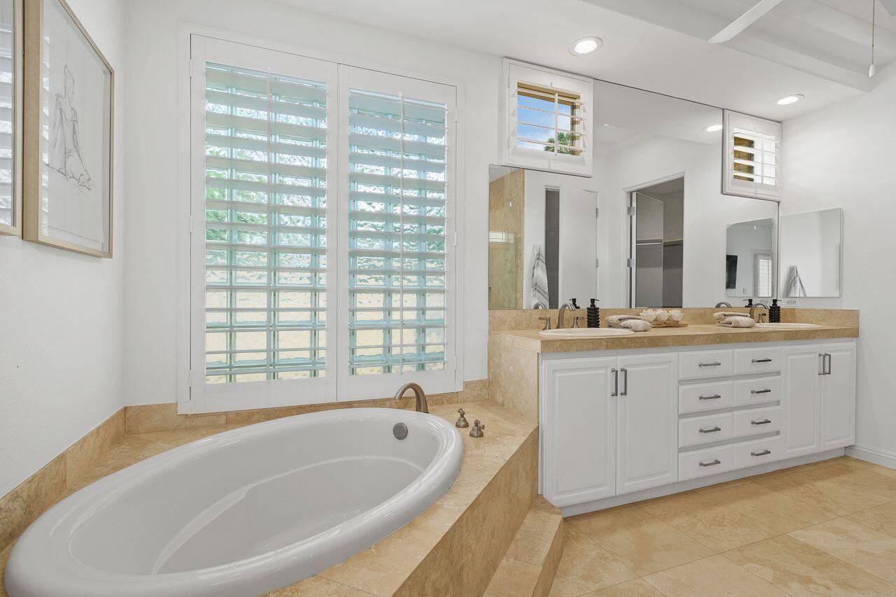 37 Stonecrest Circle Rancho Mirage, CA 92270 - Photo 28 of 43 27_12059673_187851_187851-EI-127