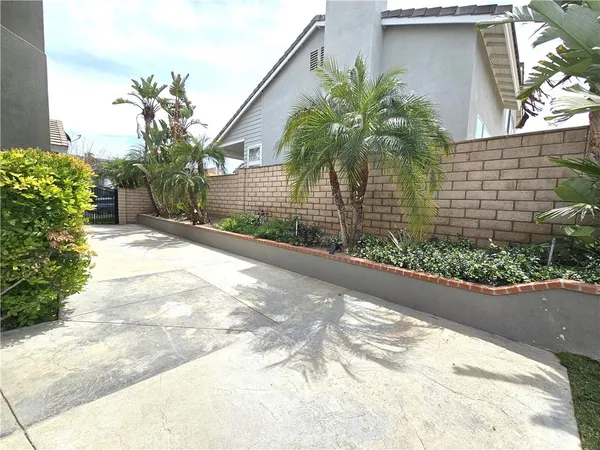 $4,700 | 2938 South Buena Vista Avenue, Corona, CA 92882