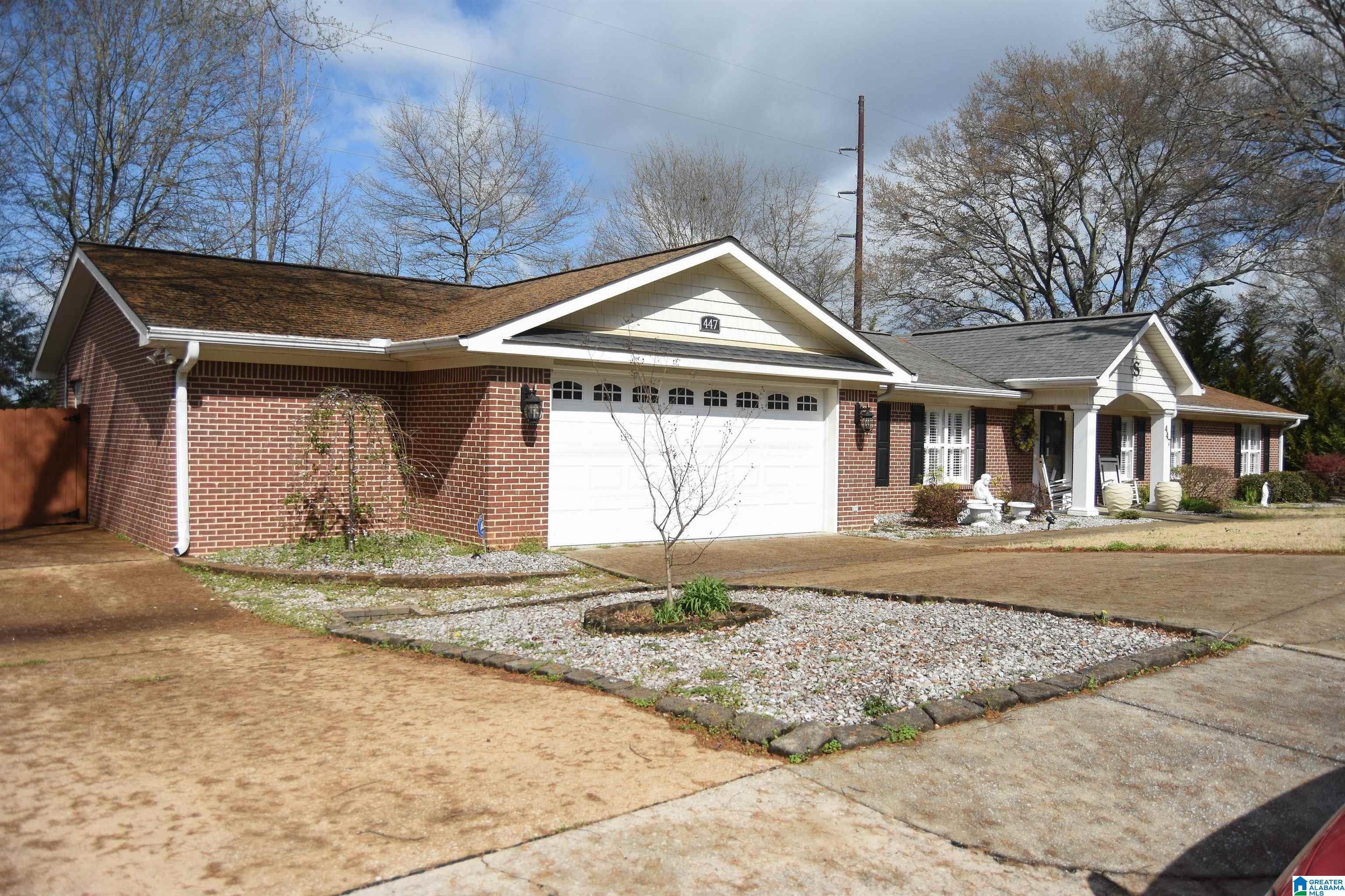 447 Morton Road Anniston, AL 36205 - Photo 2 of 48