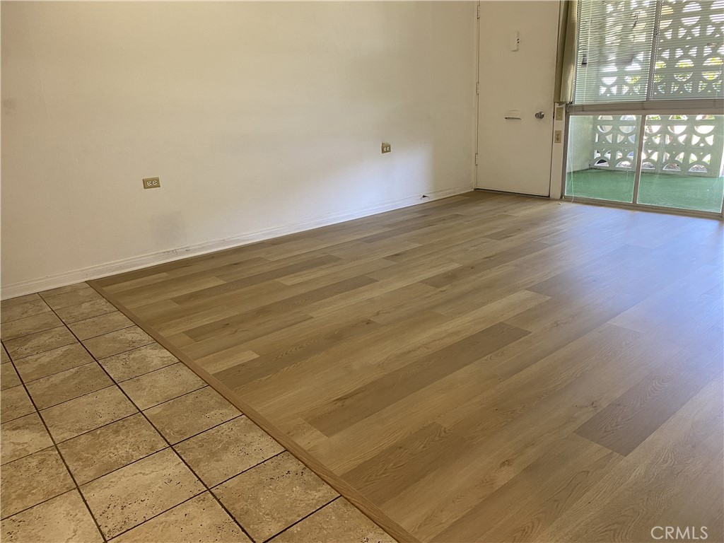 1361 Wee Burn Road Seal Beach, CA 90740 - Photo 4 of 17