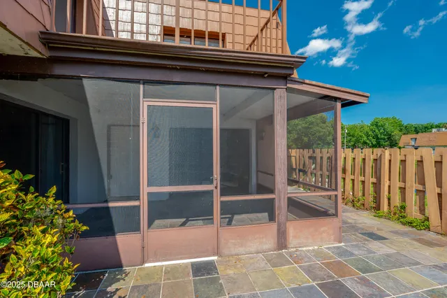 $1,800 | 152 Sweetgum Lane, Port Orange, FL 32129