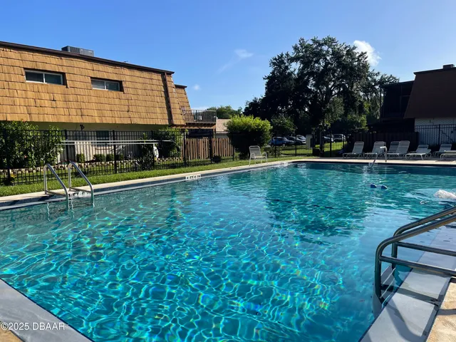 $1,800 | 152 Sweetgum Lane, Port Orange, FL 32129