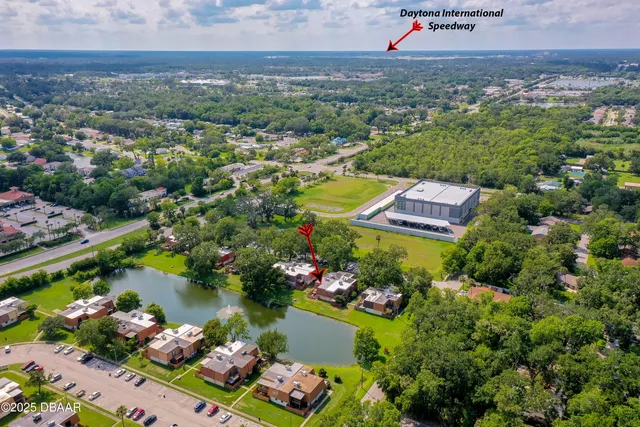 $1,800 | 152 Sweetgum Lane, Port Orange, FL 32129