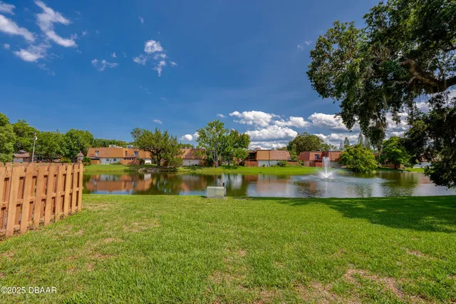 $1,800 | 152 Sweetgum Lane, Port Orange, FL 32129