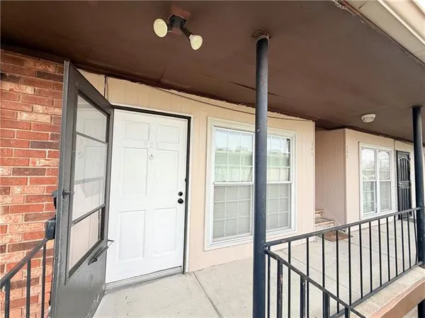 $1,450 | 6320 Riverside Drive, Unit 233, Metairie, LA 70003
