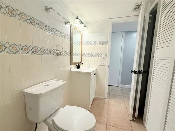 $1,450 | 6320 Riverside Drive, Unit 233, Metairie, LA 70003