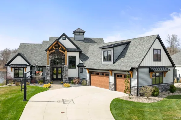 $1,850,000 | 18455 Forest Glade Drive, South Bend, IN 46637