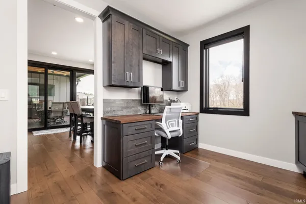 $1,850,000 | 18455 Forest Glade Drive, South Bend, IN 46637