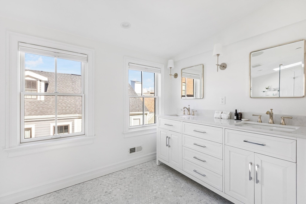 8 Hancock Street Boston, MA 02129 - Photo 20 of 32