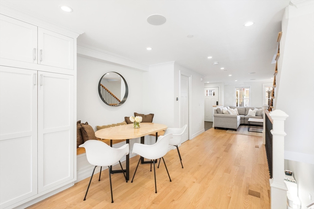 8 Hancock Street Boston, MA 02129 - Photo 6 of 32