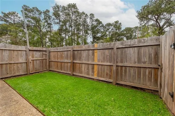 $385,000 | 12461 Wardline Road, Hammond, LA 70401