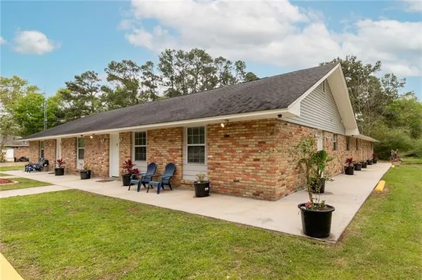 $385,000 | 12461 Wardline Road, Hammond, LA 70401
