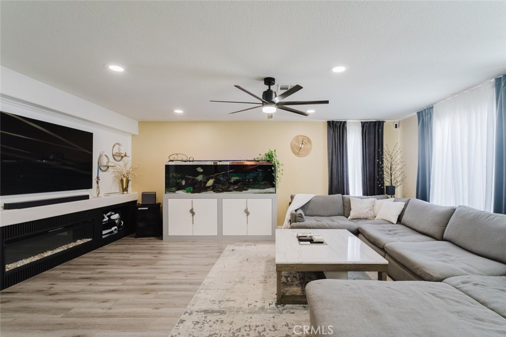 5617 East Ave R 12 Palmdale, CA 93552 - Photo 23 of 71
